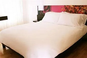 *** アパートホテル Viaggio Virrey City Apartment ボゴタ コロンビア