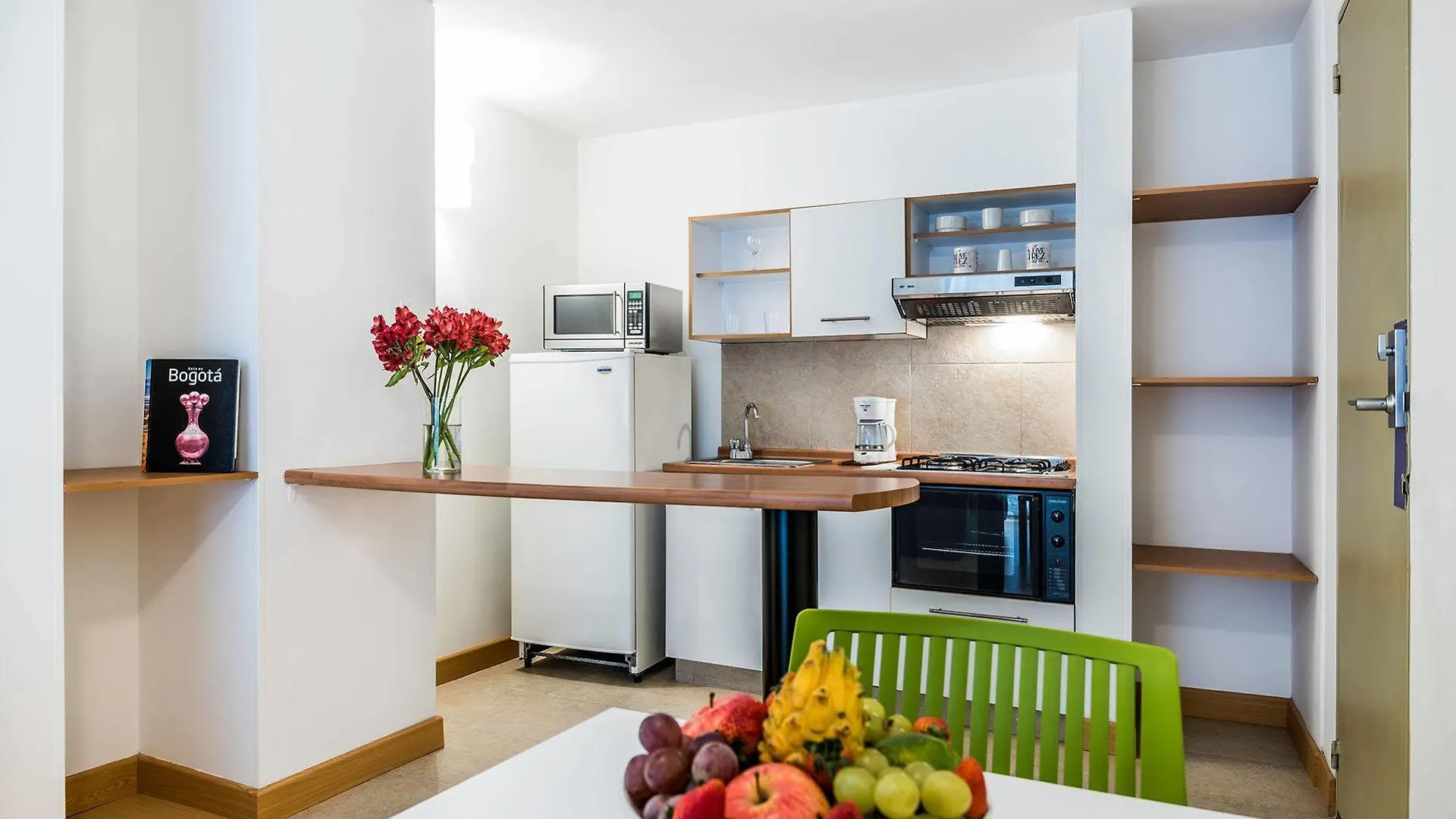 アパートホテル Viaggio Virrey City Apartment ボゴタ